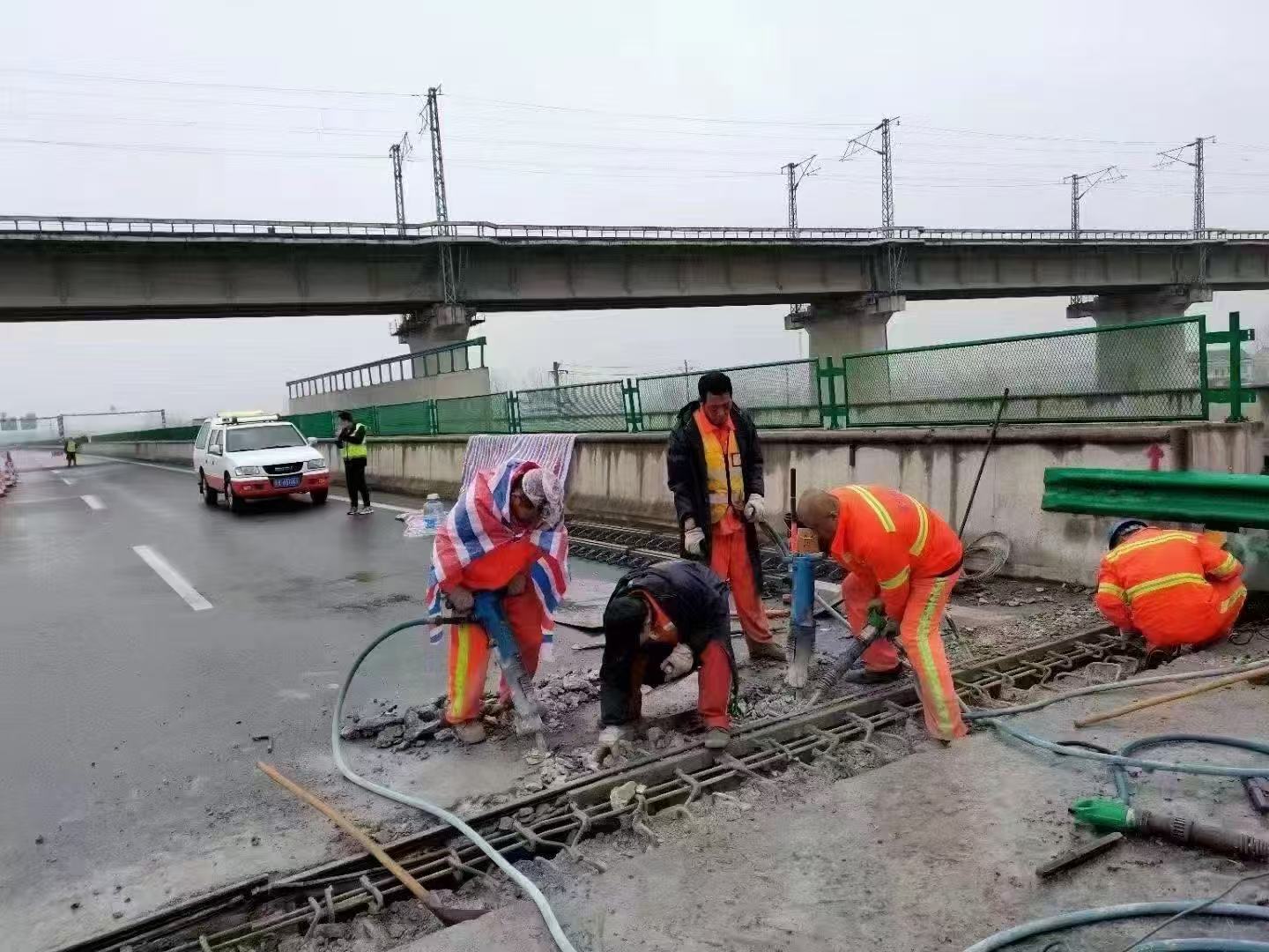 永年桥梁伸缩缝抢修料